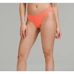 Lululemon Smocked Mid-Rise Skimpy-Fit Swim Bottom Size 8 NWT